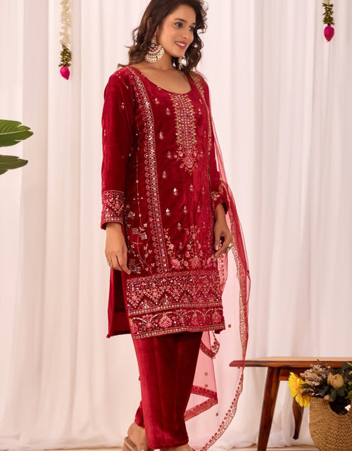 Load image into Gallery viewer, Designer Velvet Embroidery Women Top Pant Dupatta Suit Royal Export
