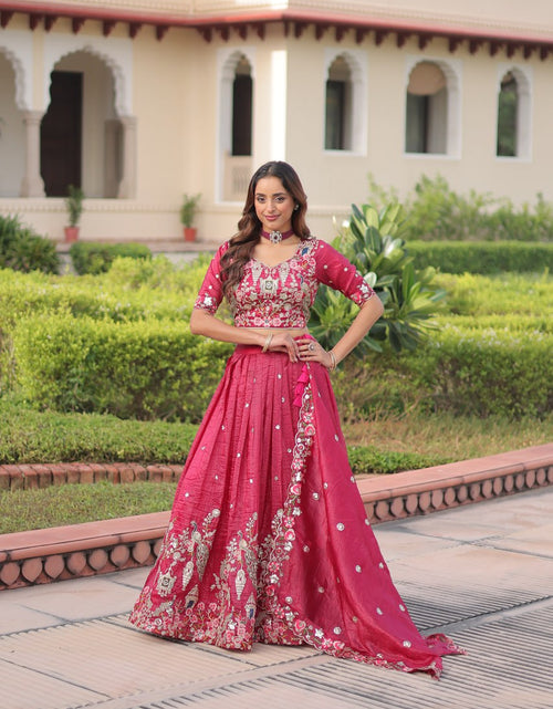 Load image into Gallery viewer, Wedding Embroidery Women Lehenga Blouse Dupatta mahezon
