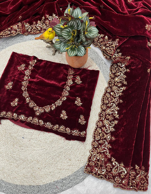 Load image into Gallery viewer, Winter Designer Velvet Women Saree mahezon
