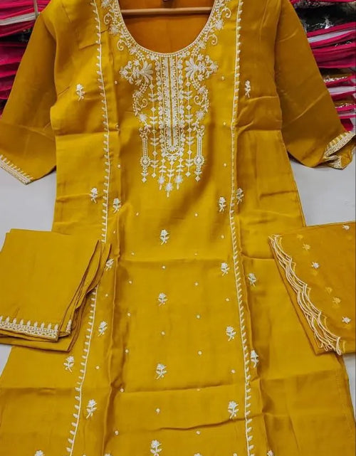 Load image into Gallery viewer, Women&#39;s Ethnic Festival Wear Kurta Pant Dupatta Set mahezon
