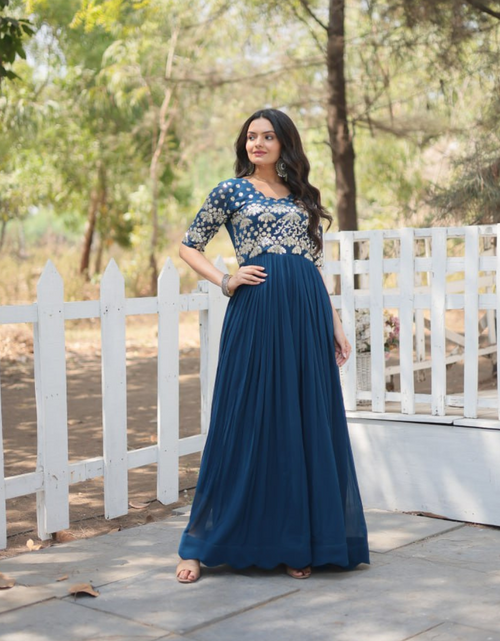 Load image into Gallery viewer, Women&#39;s Party Wear Designer Gown mahezon
