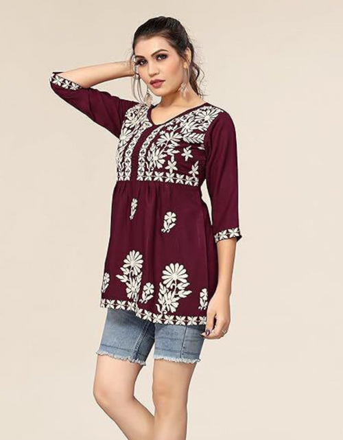 Load image into Gallery viewer, Women&#39;s Lucknowi Embroidery Green Chikankari Tunic Top mahezon
