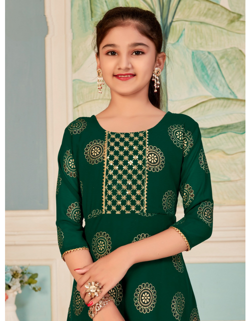 Load image into Gallery viewer, Beautiful Green Kids Girl Party wear Gown
