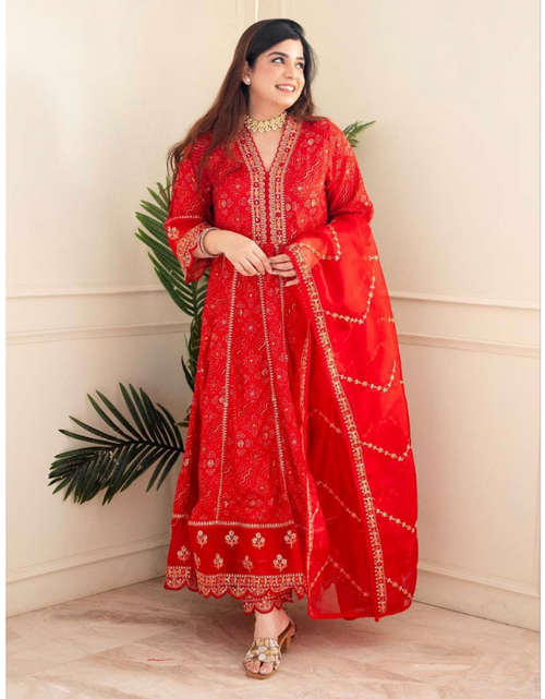 Load image into Gallery viewer, Women&#39;s Red Ethnic Embroidery Kurti Pant set with Dupatta mahezon
