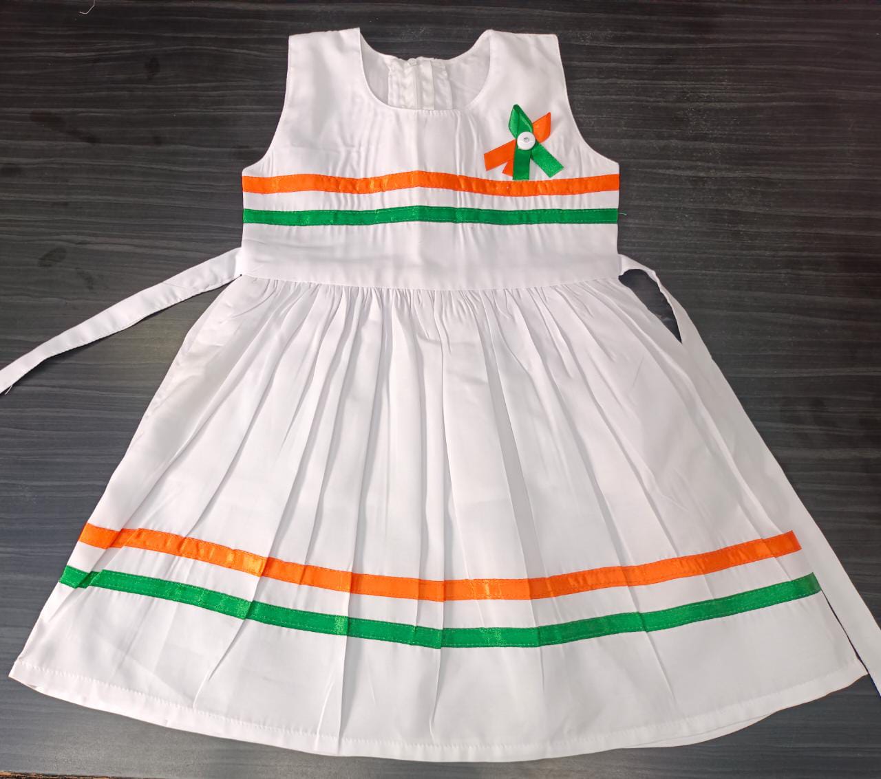 Buy Fancydresswale Girls Tricolor Frock Independence Day Fancy Dress  Costume (3-5 Years) Online at Best Prices in India - JioMart.