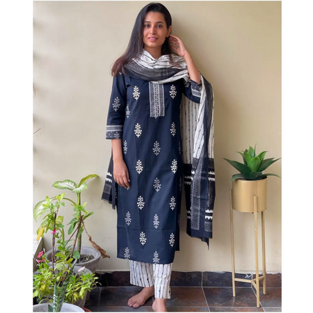 Women Kurti Pant Dupatta Dress