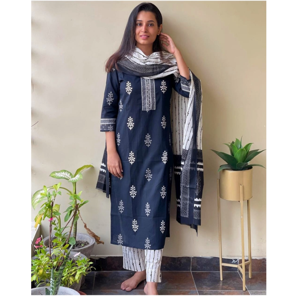 Women Kurti Pant Dupatta Dress