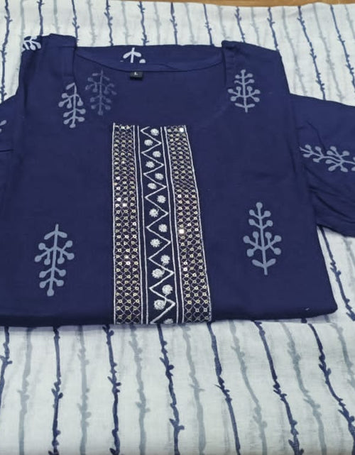 Load image into Gallery viewer, Women Kurti Pant Dupatta set mahezon
